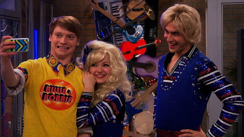 Austin & Ally Season 4 Episode 6 - Duos & Deception