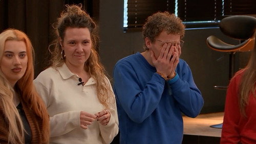 Episode 87 still