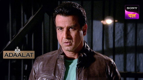 Adaalat Season 1 Episode 88 - Qatil Judi Huyi Judwaa Part 1