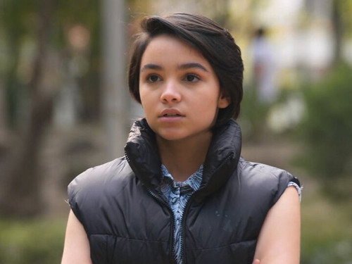 El amor invencible Season 1 Episode 9 - "Los errores se pagan"