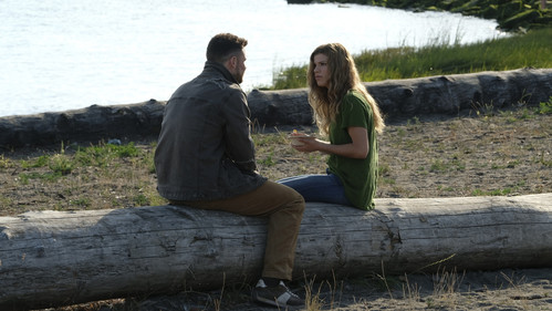 The Crossing Season 1 Episode 3 - Pax Americana