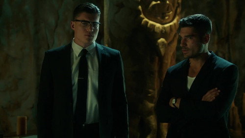From Dusk Till Dawn: The Series Season 3 Episode 3 - Protect and Serve