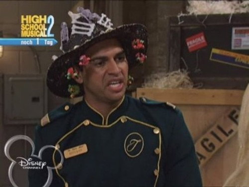 The Suite Life of Zack & Cody Season 2 Episode 37 - The Suite Life Goes Hollywood (2)