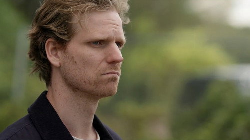 Episode 1208 still