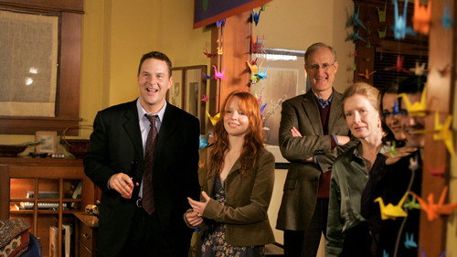 Six Feet Under Season 5 Episode 4 - Time Flies