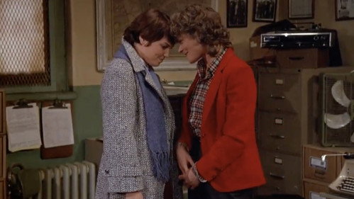 Cagney & Lacey Season 1 Episode 1 - You Call This Plain Clothes? (aka Bang, Bang, You're Dead)