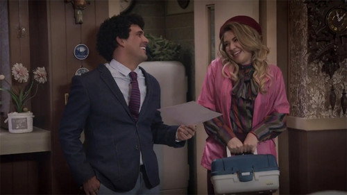 Una familia de diez Season 3 Episode 13 - La cereza en el pastel