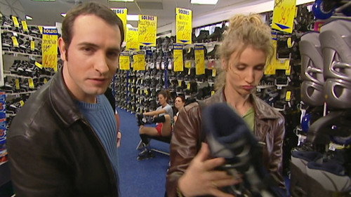Au magasin de sport still