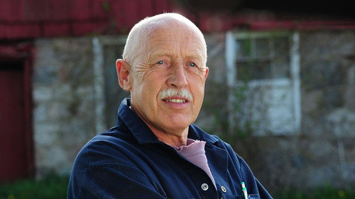 The Incredible Dr. Pol Season 1 Episode 1 - Vet and Wild