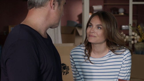 Episode 977 still