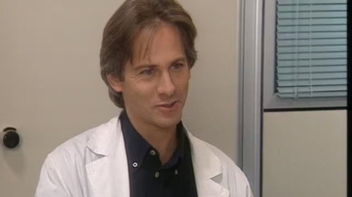 A Doctor in the Family Season 1 Episode 24 - Leonardo or Johnny? / Alice Superstar