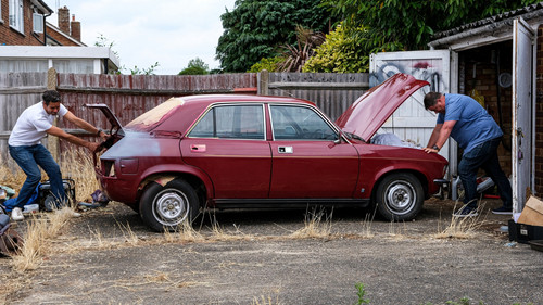 Wheeler Dealers Season 23 Episode 3 - Austin Allegro Vanden Plas