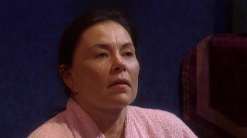 Roseanne Season 9 Episode 6 - Pampered to a Pulp