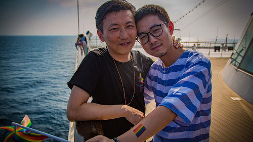 Foreign Correspondent Season 26 Episode 25 - The Love Boat