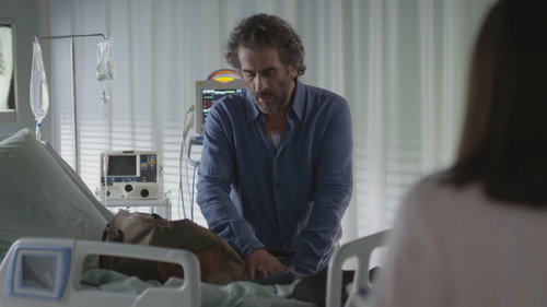 Episode 1213 still