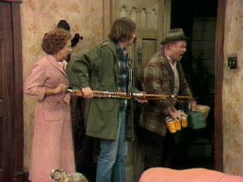 All in the Family Season 4 Episode 22 - Gloria Sings the Blues