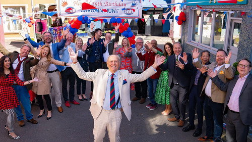 Bargain Hunt Season 70 Episode 25 - 25 Years of Bargain Hunt