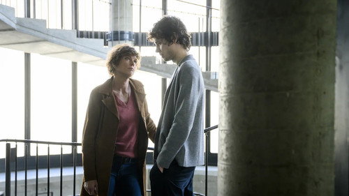 Master Crimes Season 1 Episode 6 - Bad Swan