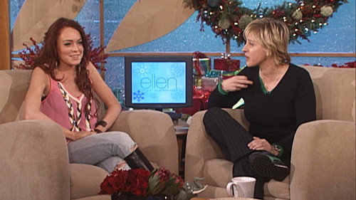The Ellen DeGeneres Show Season 2 Episode 74 - Day 11 of 12 Days of Giveaways, Lindsay Lohan, Jeff Bridges