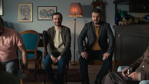 Errands Season 1 Episode 7 - Apartman Toplantısı