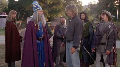 MacGyver Season 7 Episode 7 - Good Knight MacGyver (1)