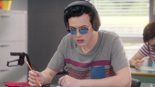 Degrassi: Next Class Season 4 Episode 8 - #GetYouAManThatCanDoBoth