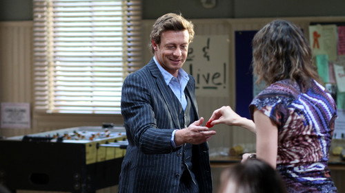 The Mentalist Season 3 Episode 10 - Jolly Red Elf