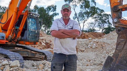 Outback Opal Hunters Season 14 Episode 8 - Slow Your Roll