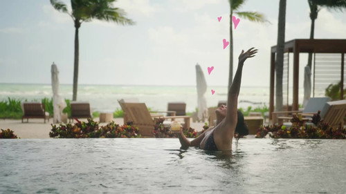 Solo Traveling with Tracee Ellis Ross Season 1 Episode 2 - Mexico