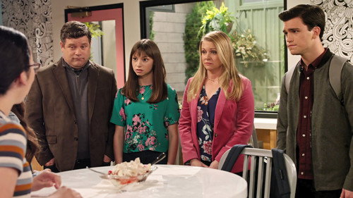 No Good Nick Season 1 Episode 8 - The Block Out