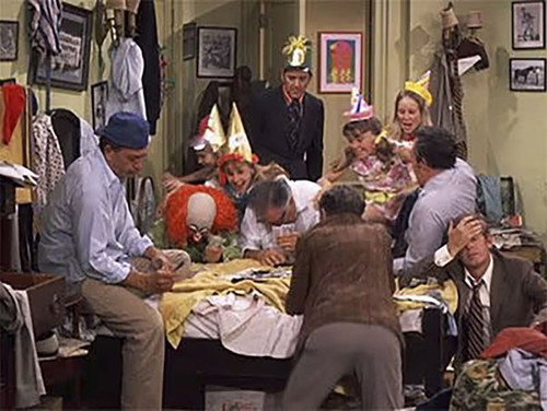 The Odd Couple Season 2 Episode 12 - Surprise, Surprise!