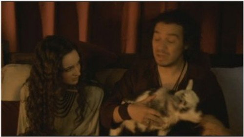 Le cadeau still