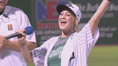 I Love Kellie Pickler Season 1 Episode 6 - I Love Baseball