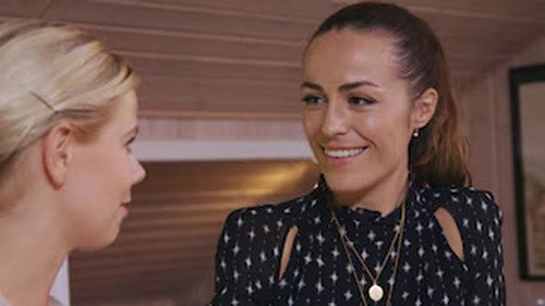 Julies Madselskaber Season 1 Episode 4 - Episode 4