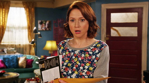 Unbreakable Kimmy Schmidt Season 3 Episode 1 - Kimmy Gets Divorced?!