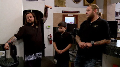 Pawn Stars Season 10 Episode 38 - Mini Rick