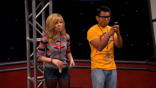 undefined Season 1 Episode 5 - #TextingCompetition
