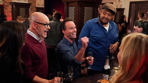 The Unicorn Season 1 Episode 6 - Three Men Out
