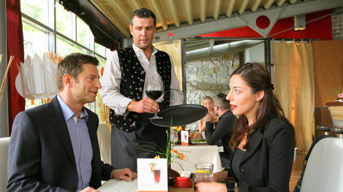 Die Rosenheim-Cops Season 14 Episode 1 - Traumhochzeit mit Todesfall