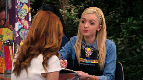 Jessie Season 3 Episode 14 - Help Not Wanted
