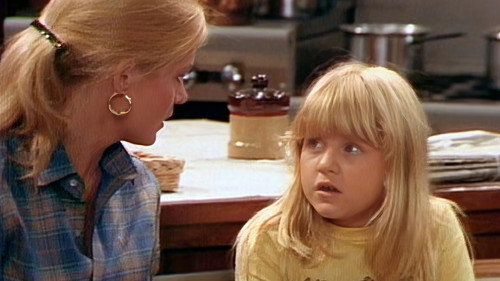 Family Ties Season 1 Episode 3 - I Know Jennifer's Boyfriend