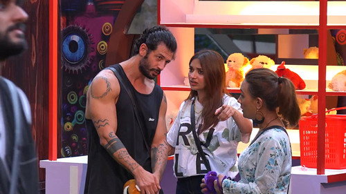 The war Is On For Ticket To Finale! still