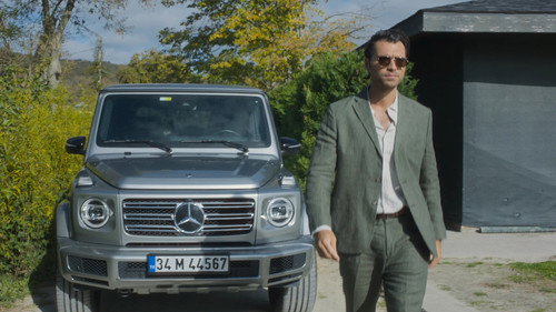 Thank You, Next Season 3 Episode 1 - Episode 1
