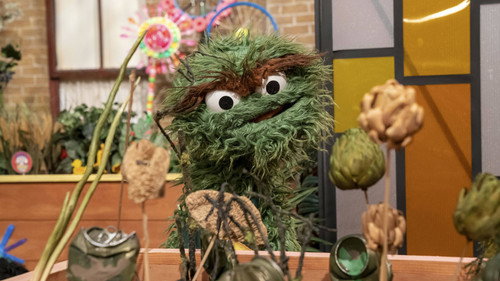 Sesame Street Season 52 Episode 15 - Let's Grow Together