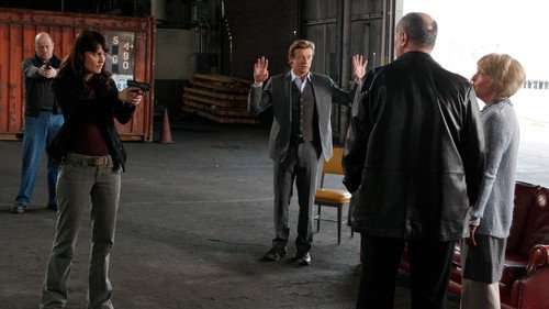 The Mentalist Season 2 Episode 19 - Blood Money