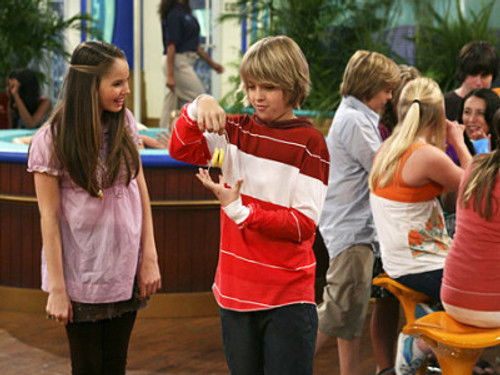 The Suite Life on Deck Season 1 Episode 3 - Broke N' Yo-Yo