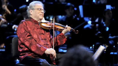 Rejoice with Itzhak Perlman & Cantor Yitzchak Meir Helfgot still