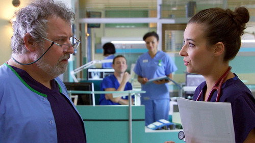 Holby City Season 16 Episode 7 - Sink or Swim