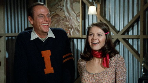 M*A*S*H Season 2 Episode 16 - Henry in Love