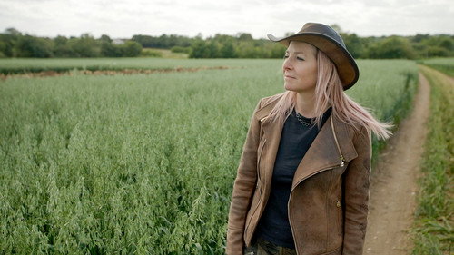 Digging for Britain Season 12 Episode 6 - Lost Mansions and Impaled Prisoners